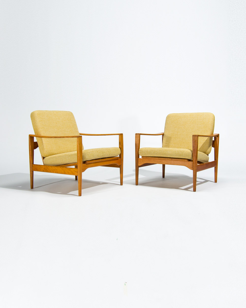 Mid Century Lounge Chair yellow wool kvadrat hallingdal london 1950s
