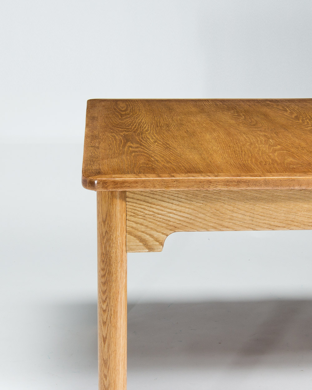 Detail of leg and underside construction, Borge Mogensen Swedish oak dining table 1950s