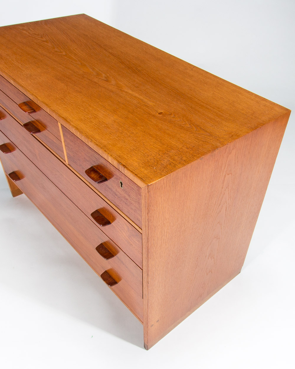 Hans Wegner chest of drawers top corner detail oak and teak grain 1950s