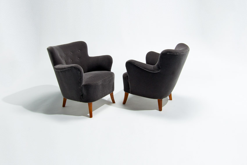 Vintage Finnish lounge chairs, 1950s, grey mohair velvet pair